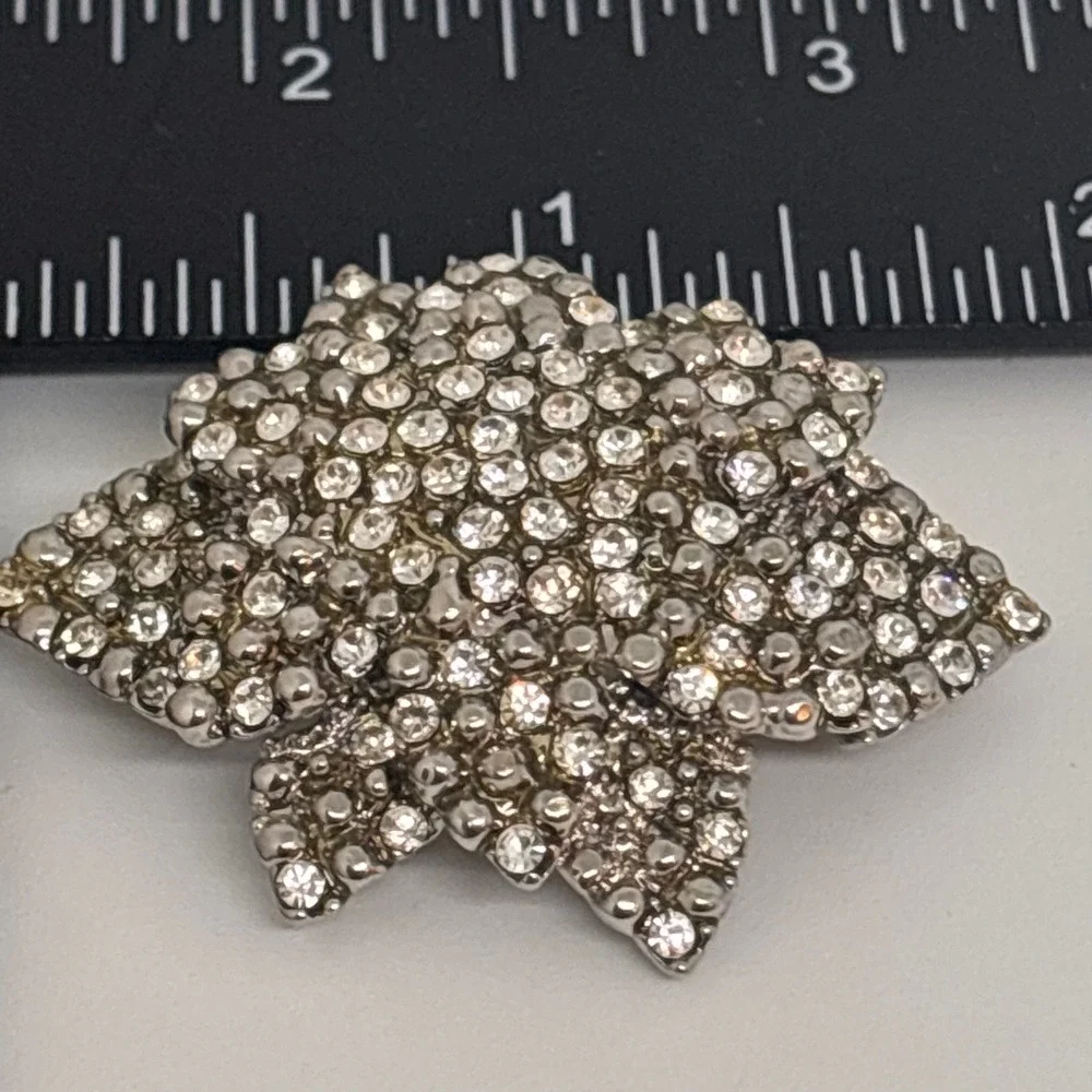 Sparkling Starburst Brooch Rhinestone Crystal Vintage Style‎ Statement Pin